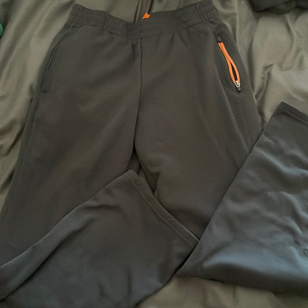 GUC youth sweatpants